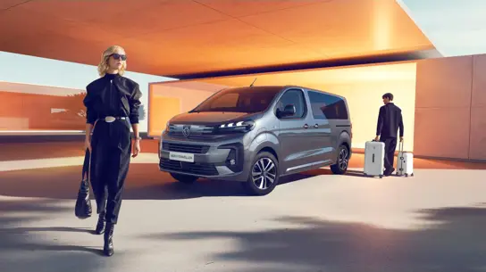 Peugeot обновил пассажирский фургон, просто созданный для транзитных перевозок