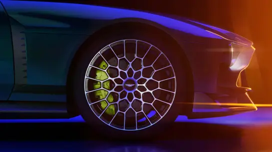 Взрыв мощности и стиля: Aston Martin готовится шокировать мир новой моделью на Monterey Car Week