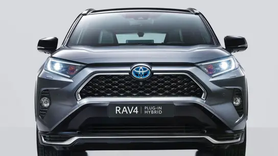 Новый стиль Toyota: гибриды без синих значков